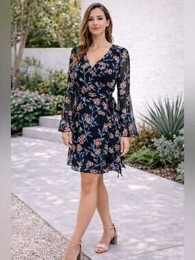 Cynthia Steffe Black and Pink Floral Long Sleeve Dress-NWOT‎